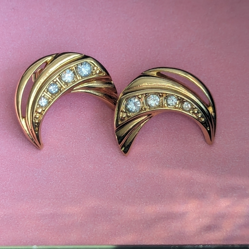 Vintage Avon Crescent Moon Gold tone rhinestone post earrings